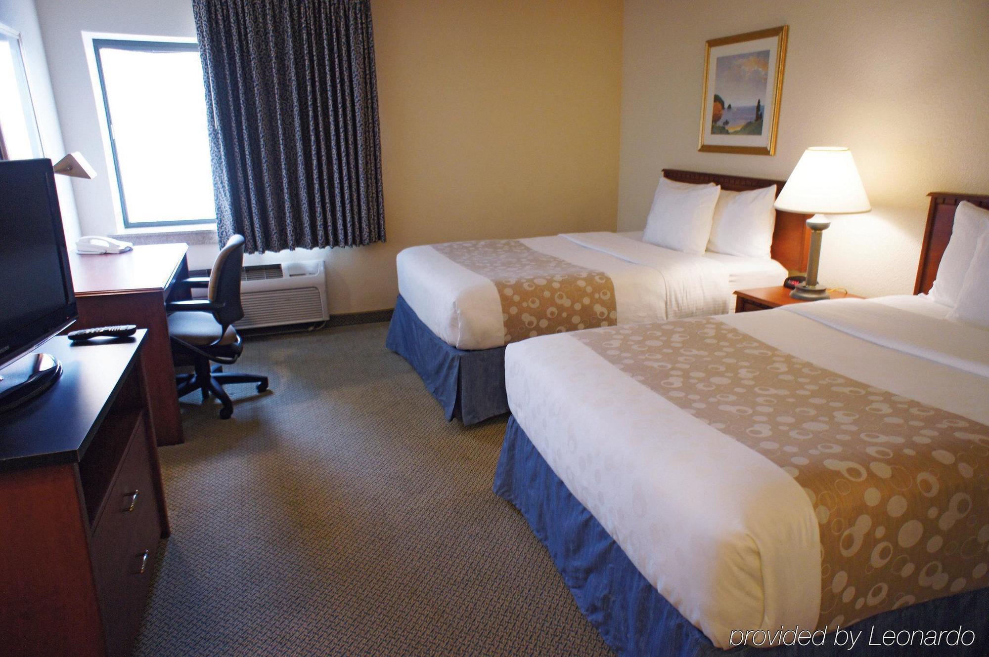 La Quinta By Wyndham Hartford Bradley Airport Hotel Windsor Locks Ngoại thất bức ảnh